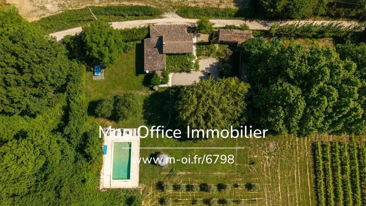 Maison à PUYVERT