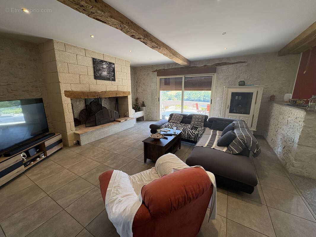 Maison en pierre de caractère - photo 2