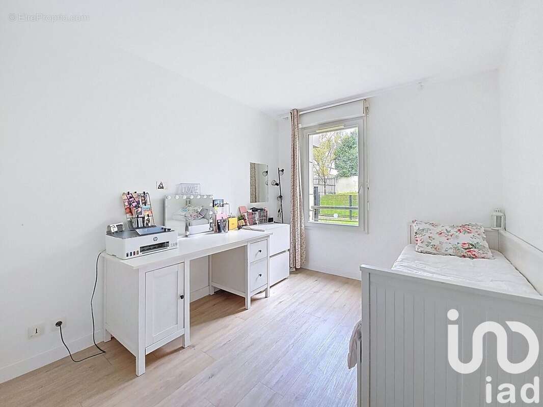 Photo 6 - Appartement à SURESNES