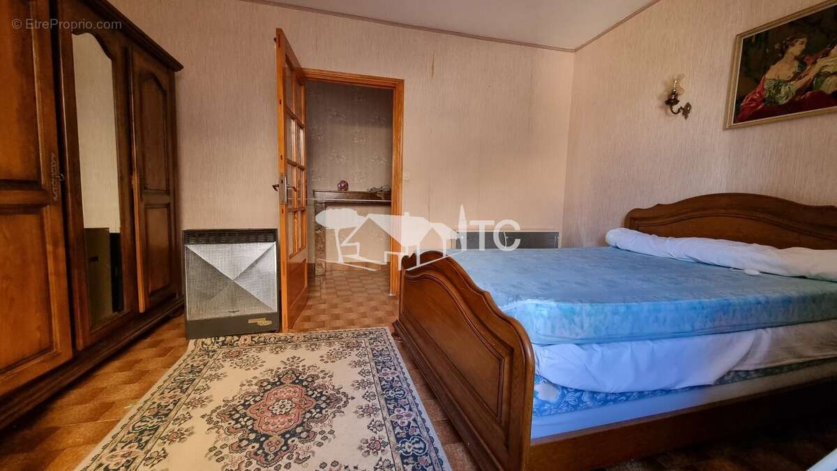 Maison à SAINT-PAUL-LE-JEUNE