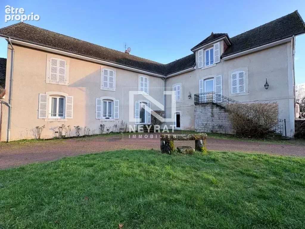Maison à ETANG-SUR-ARROUX