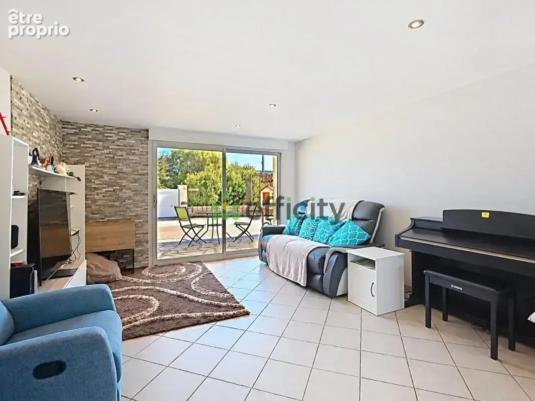 Maison 5 pièces 148 m² à vendre à Genilac (42800) - photo 6