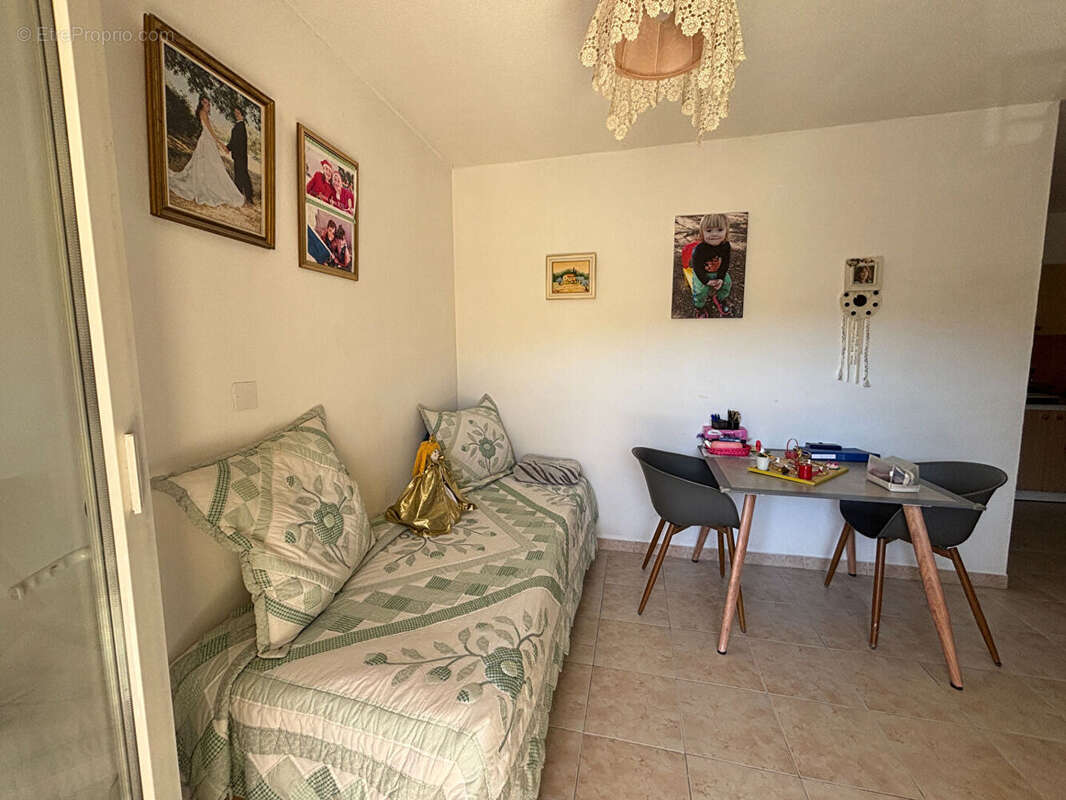 Appartement à LA DESTROUSSE
