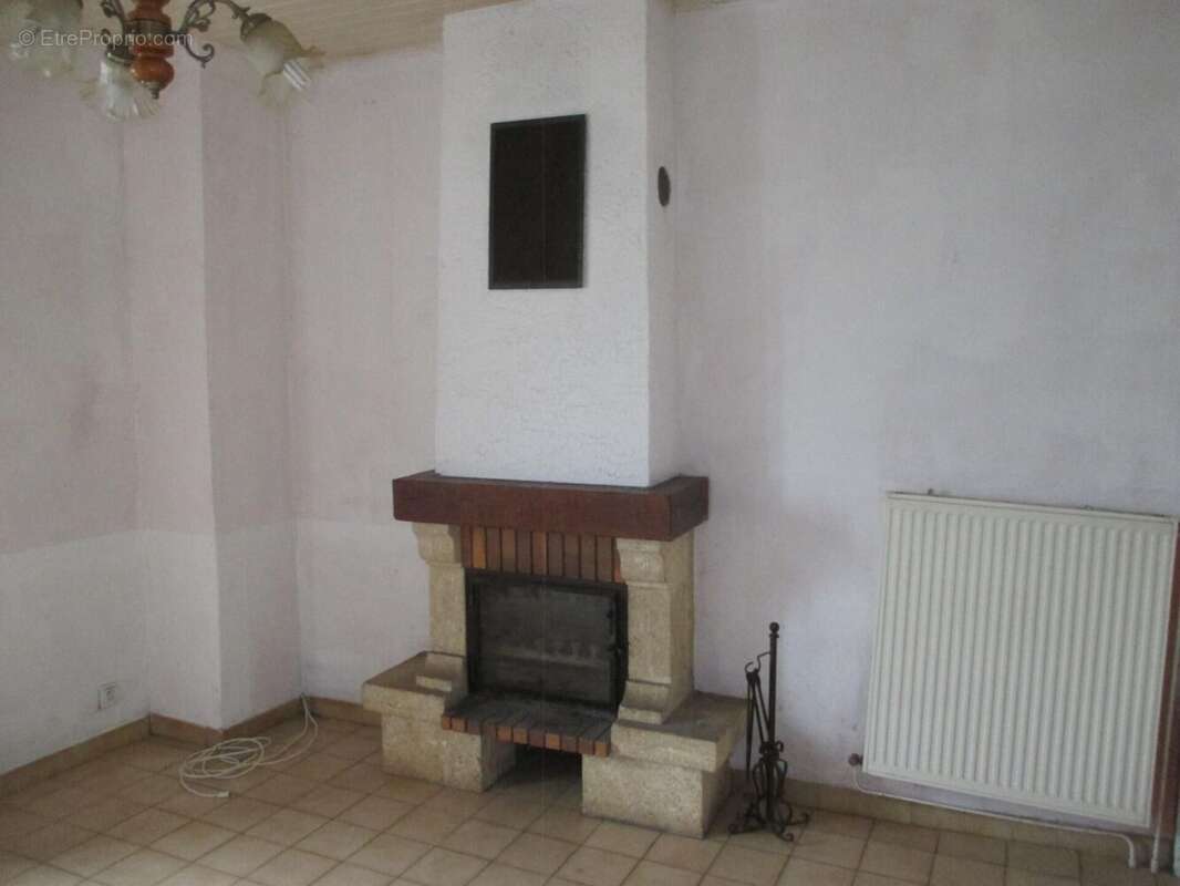 Maison 106 m² à Le Crestet  - photo 8
