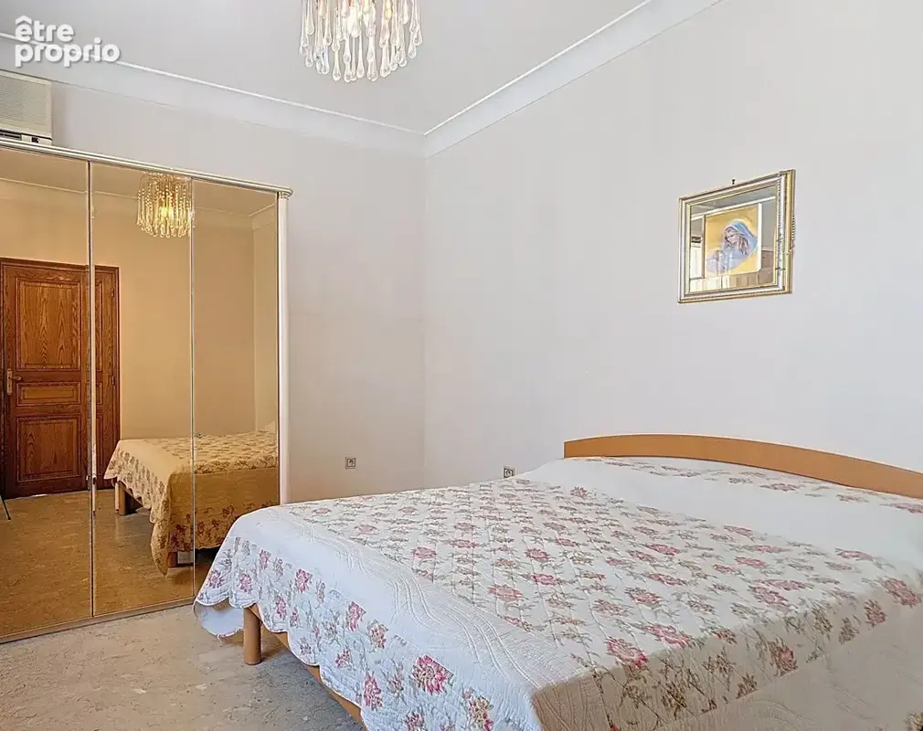 SOUS COMPROMIS DE VENTE - CANNES maison 5 pièces de 115 m2 sur un terrain de 442 m2 - photo 12