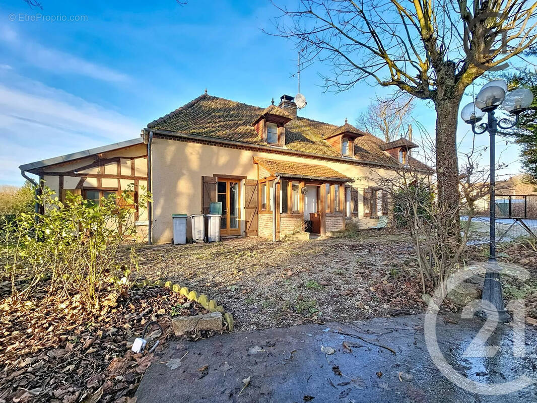 Maison à RILLY-SAINTE-SYRE