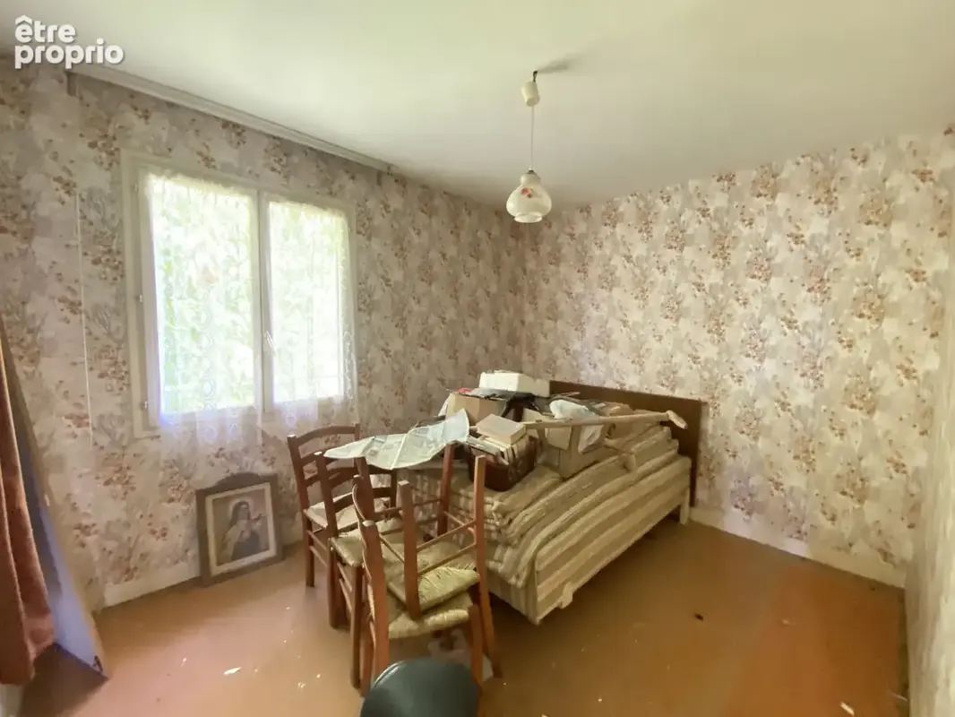 Villa  à rénover sur sous-sol complet et terrain attenant - photo 6