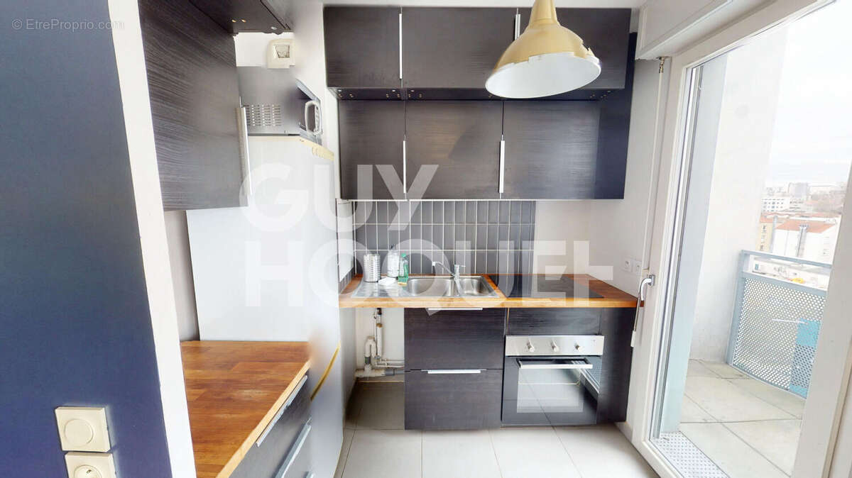 Appartement à IVRY-SUR-SEINE