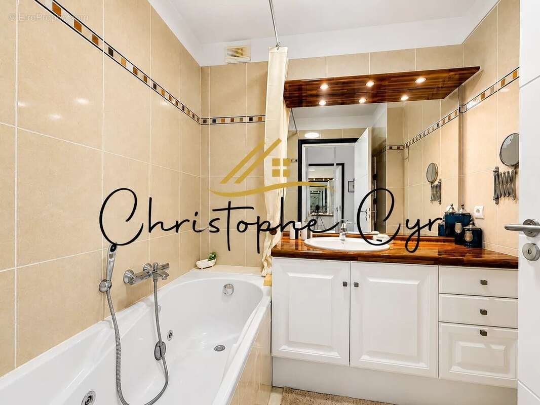 Exclusivité – appartement d’exception 4 pièces de 108 m² – dernier étage avec 100 m² de terrasse - photo 8