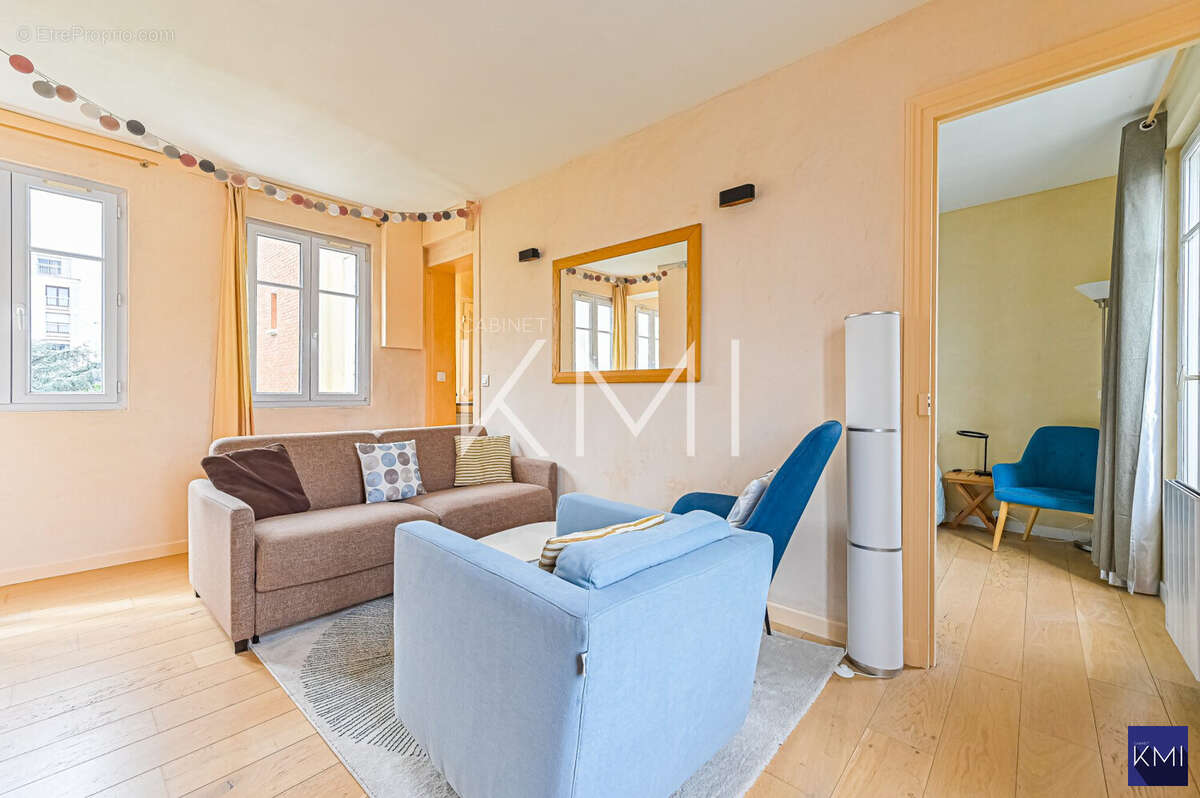 Appartement à PARIS-20E