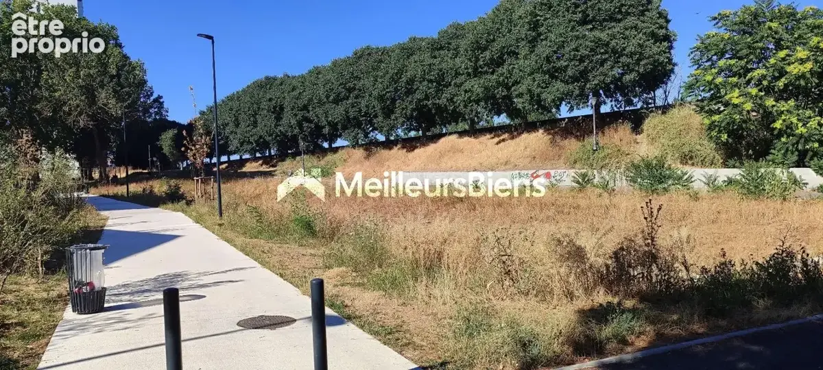 Très Beau T3 avec terrasse, parking et climatisation - photo 2
