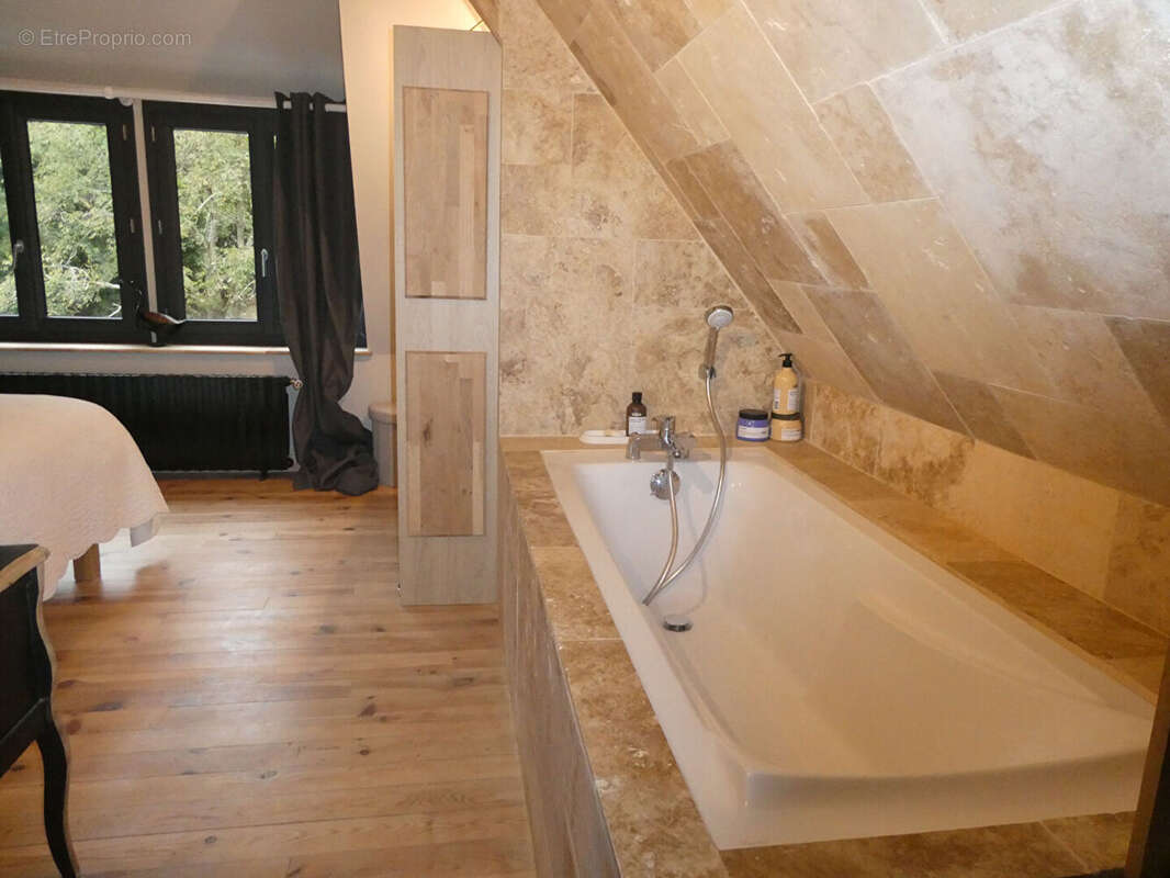 Maison à CORMEILLES