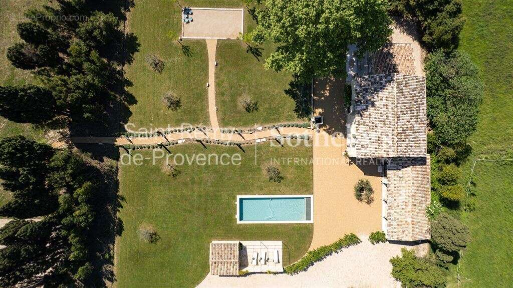 Maison à SAINT-REMY-DE-PROVENCE