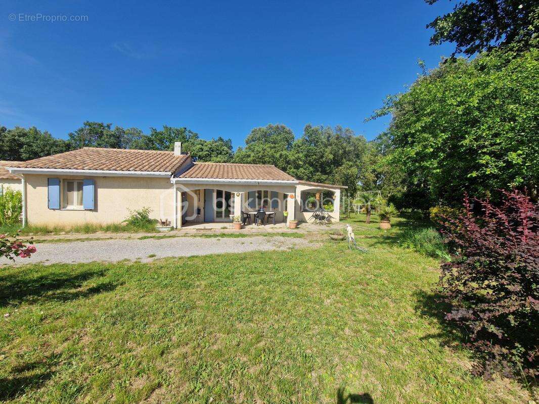 Maison à SARDAN