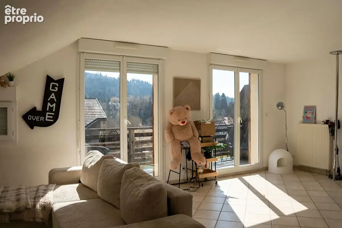 Appartement La Cluse Et Mijoux 2 pièce(s) 50.15 m2 - photo 2