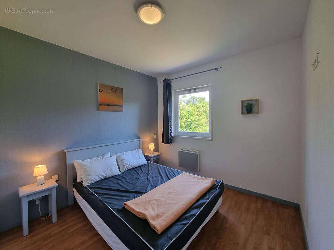 Appartement à PARENTIS-EN-BORN