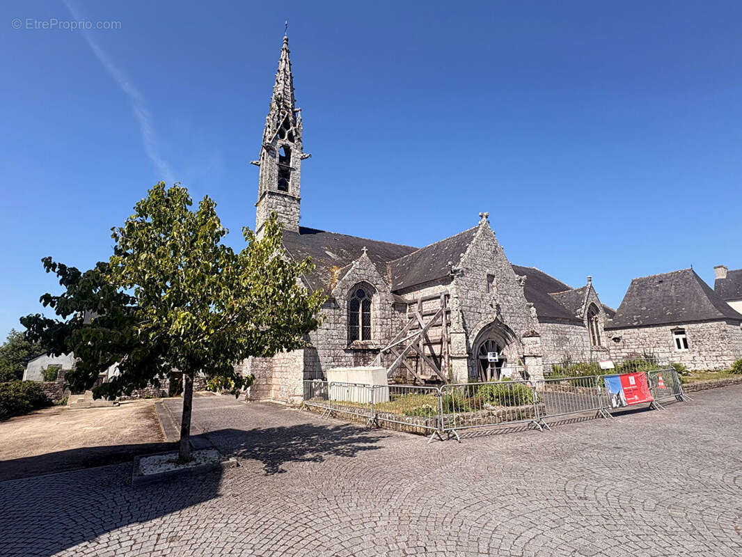 Terrain à SAINT-EVARZEC