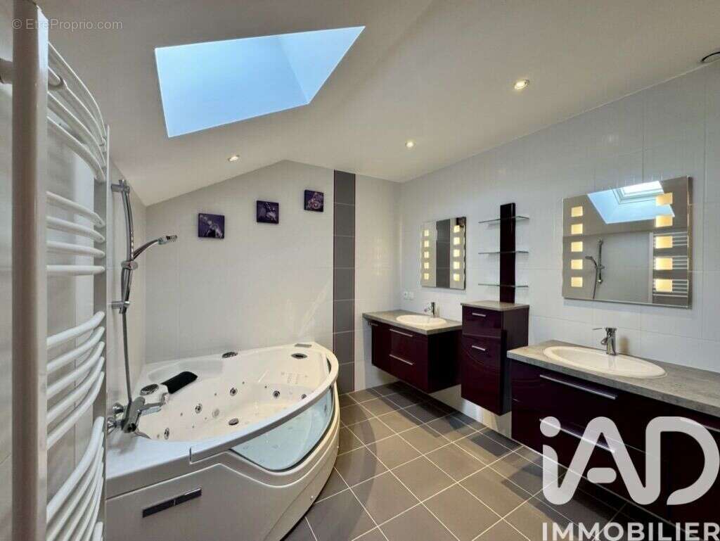 Maison 162 m² à Pouant  - photo 9