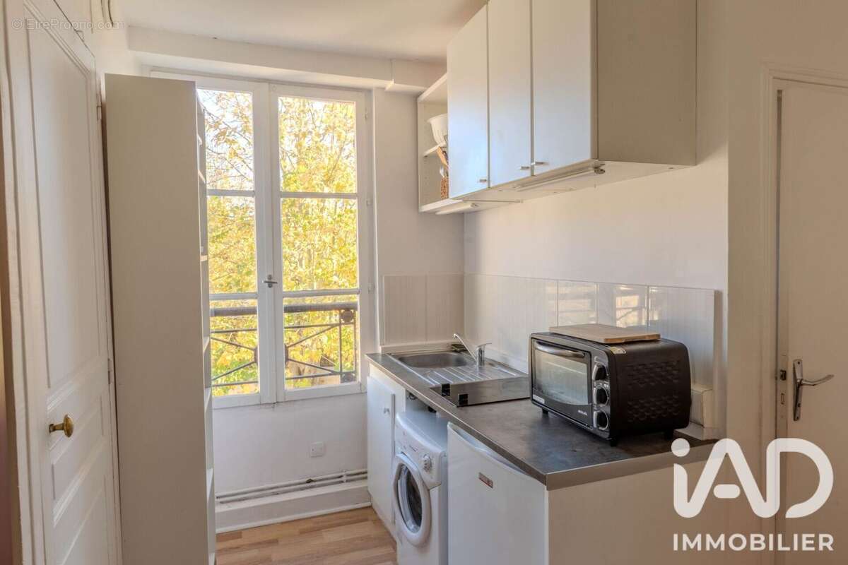 Appartement 25 m² à Avon  - photo 4