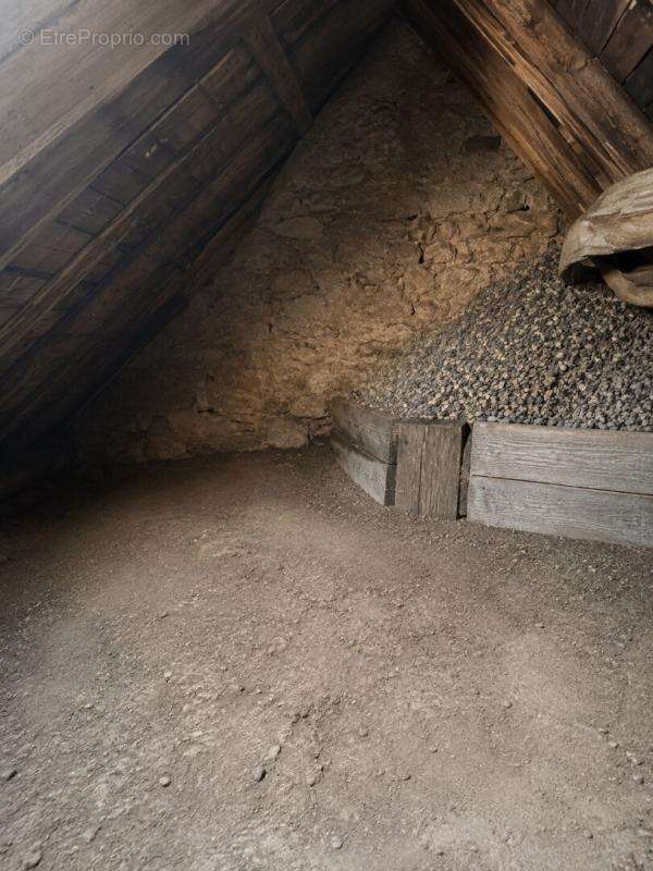 Idéal investissement locatif à Chateaumeillant ! - photo 10