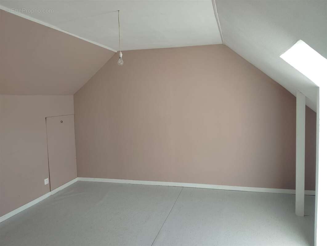 Maison à COURDEMANCHE