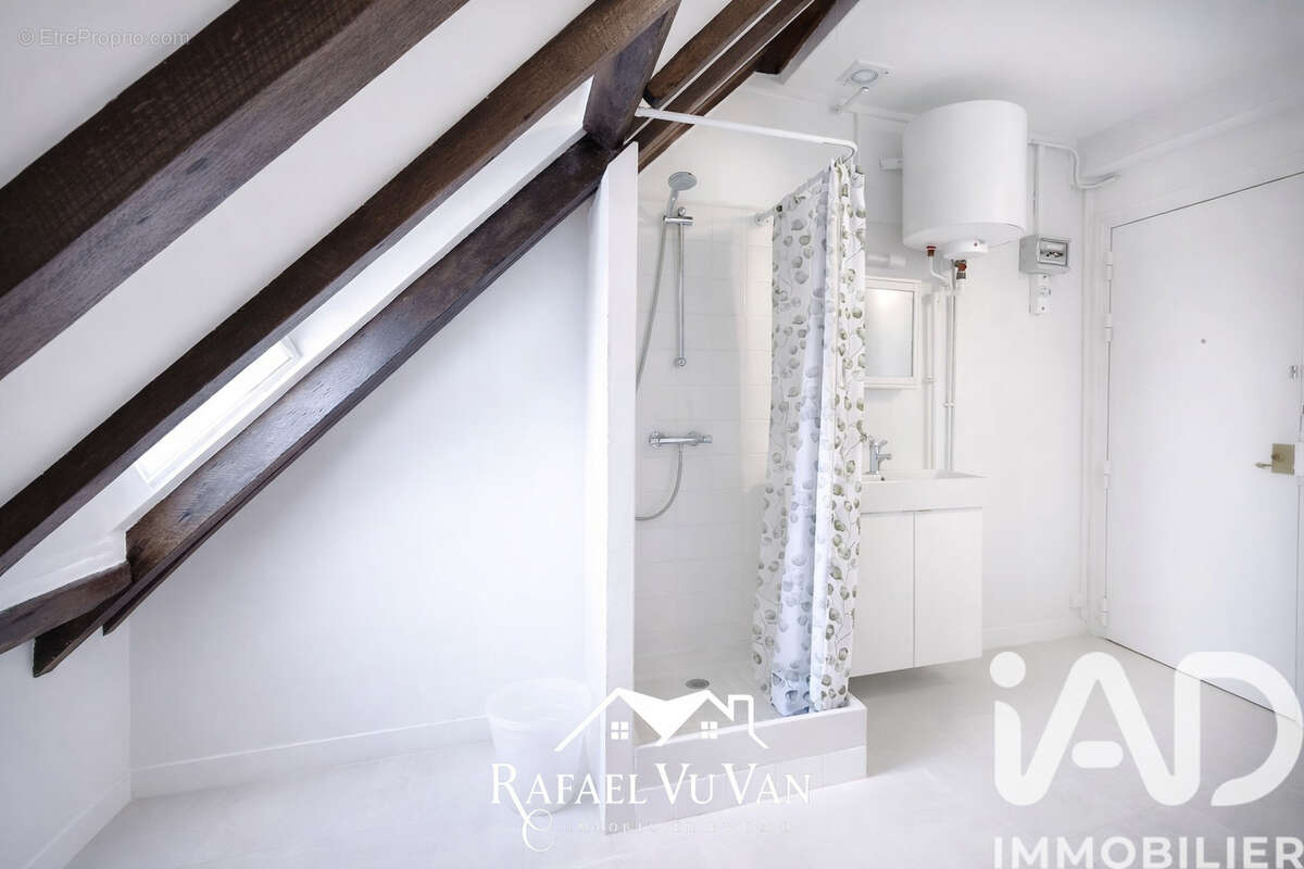 Photo 4 - Appartement à PARIS-9E