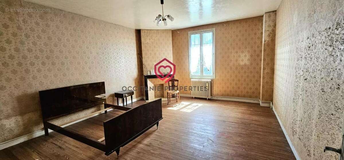 Maison à LABATUT