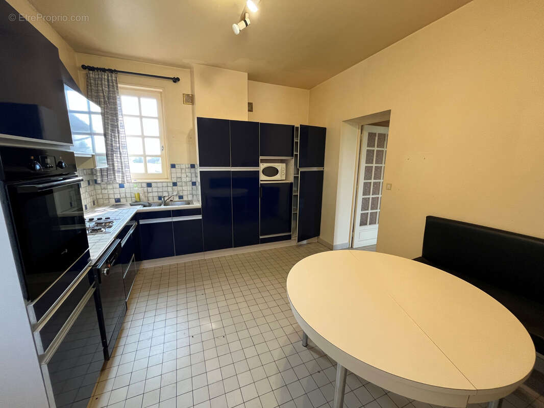 Cuisery :Grande villa avec piscine - photo 12
