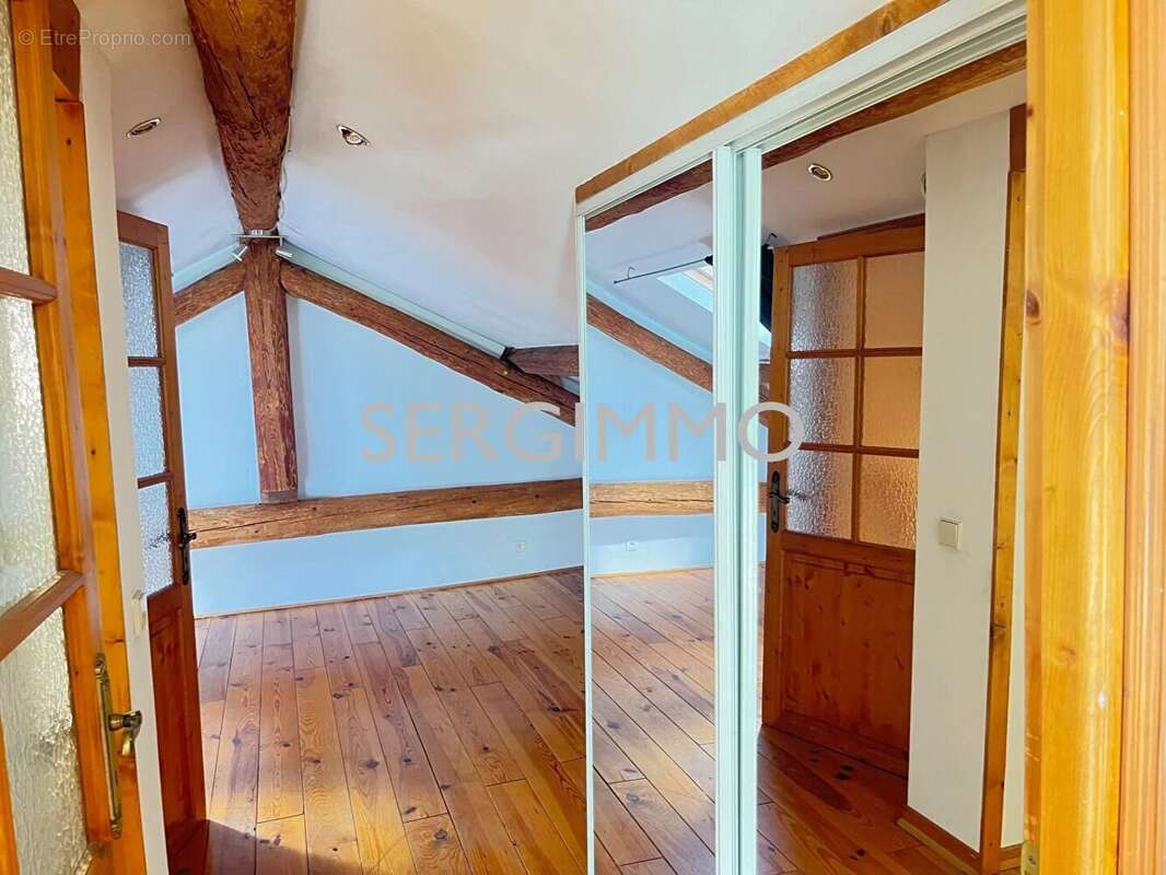 Appartement à FAYENCE
