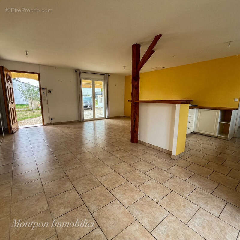 Maison à MONTPON-MENESTEROL