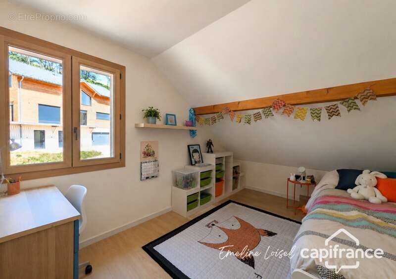 Maison familiale de 171 m² - 5 Chambres - Vue panoramique - AUTRANS MEAUDRE EN VERCORS (38112) - photo 17