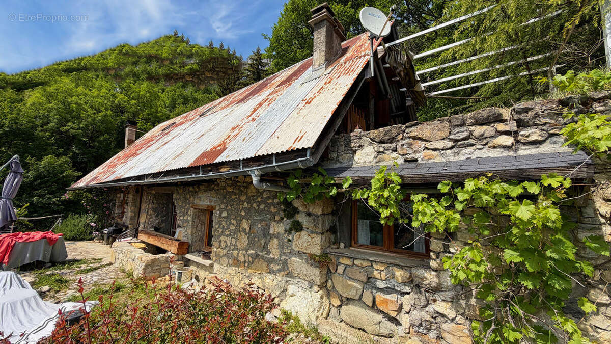 Maison à SAINT-ALBAN-LEYSSE