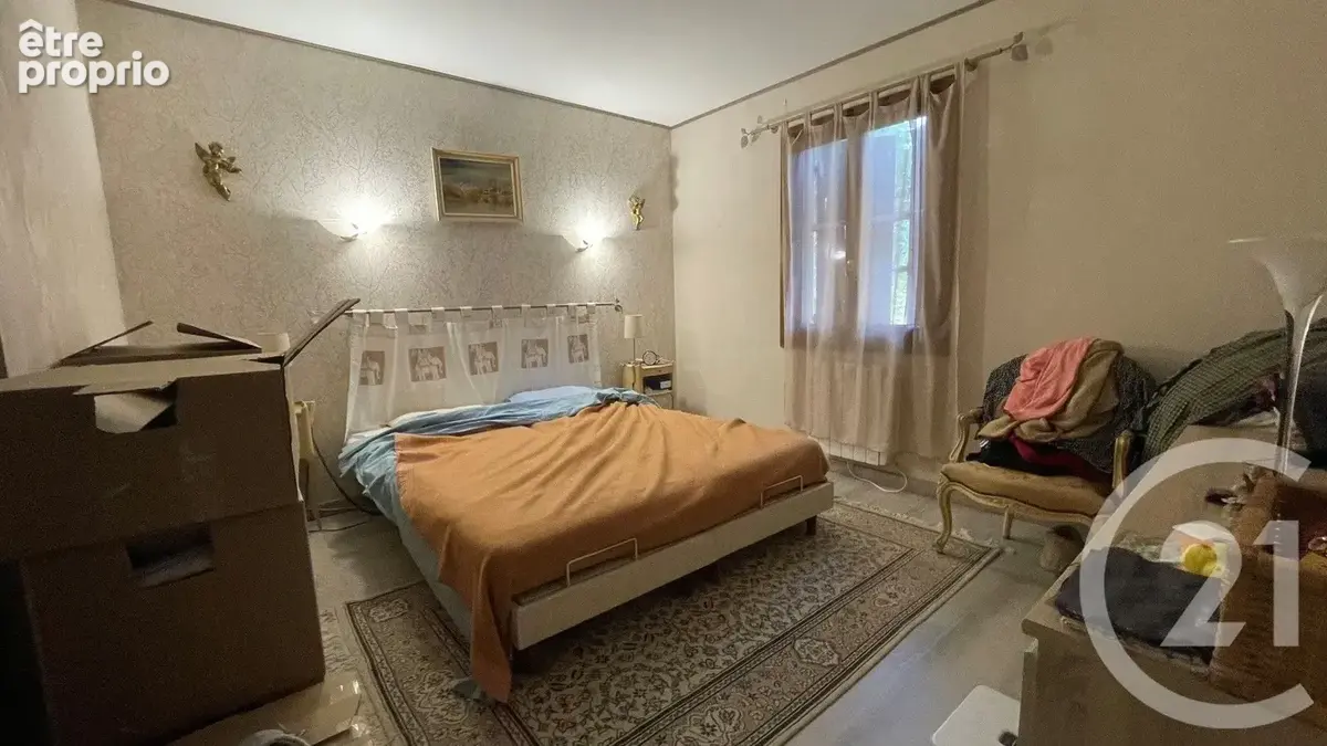Maison 5 pièces 147 m² à vendre à Saint-Martin-De-Laye (33910) - photo 5
