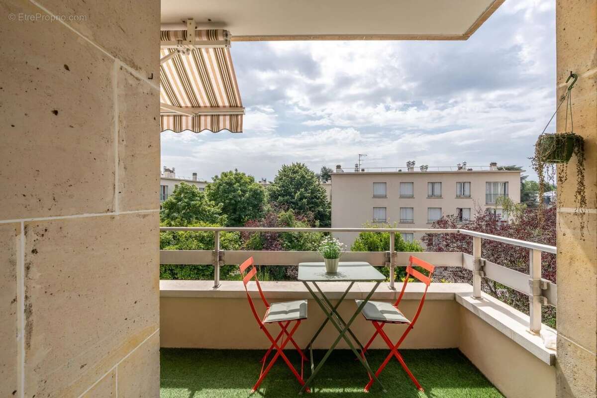 Appartement à LE PERREUX-SUR-MARNE