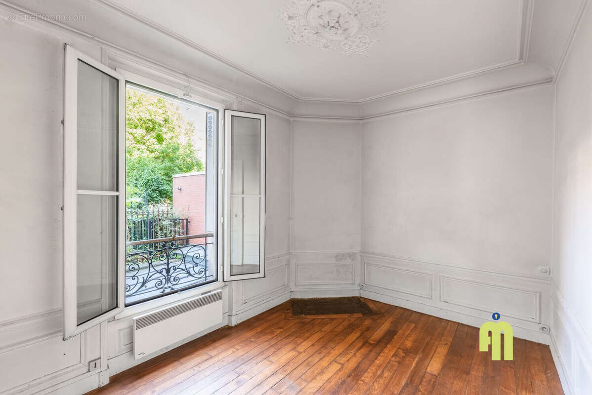Appartement 44 m² à Paris-20e  - photo 3