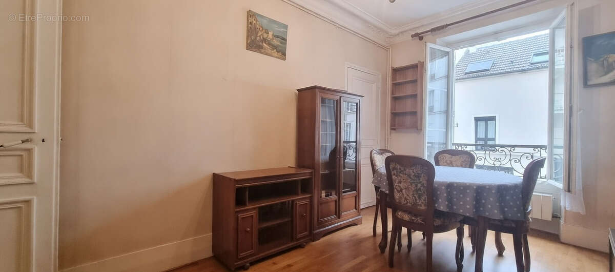 Appartement à LEVALLOIS-PERRET
