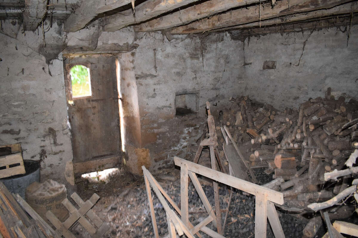 Maison à L&#039;ISLE-SUR-SEREIN