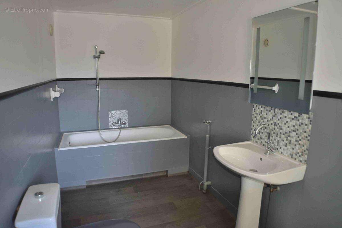 Appartement à MAICHE