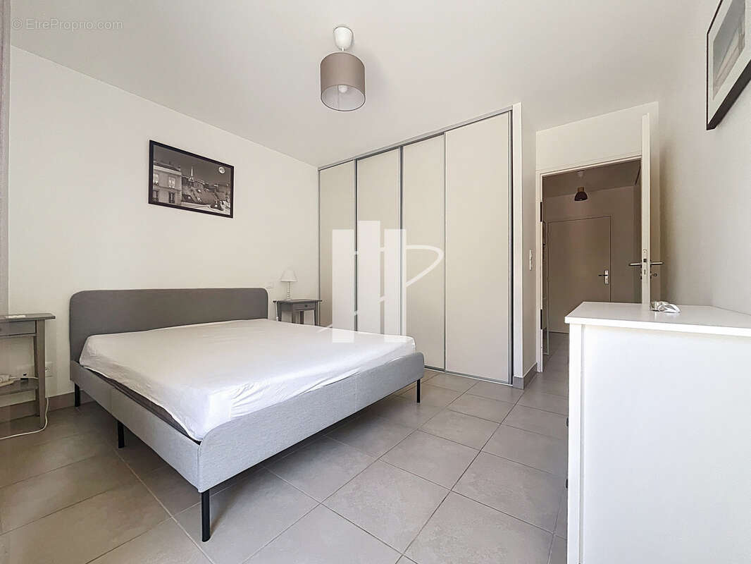 appartement au calme au deuxième étage avec grande terrasse sud vue dégagée - photo 7