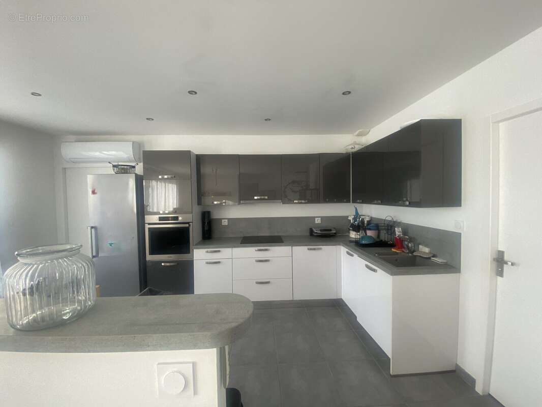 Maison à SAINT-GERMAIN-DU-PUY