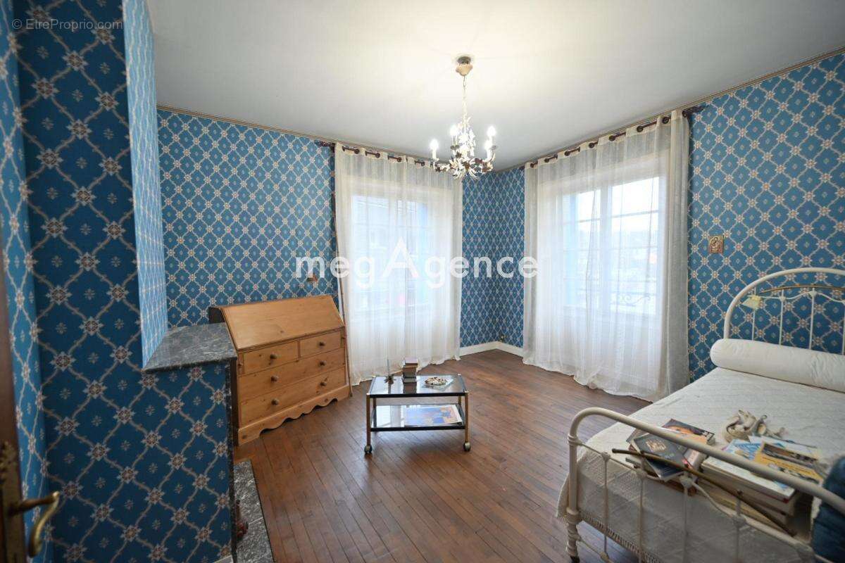 Maison Kervignac 7 pièces 177m² - photo 4