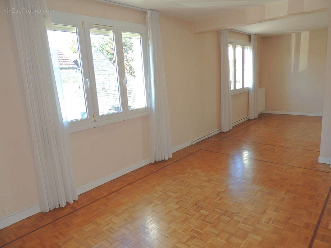 Appartement à SENS