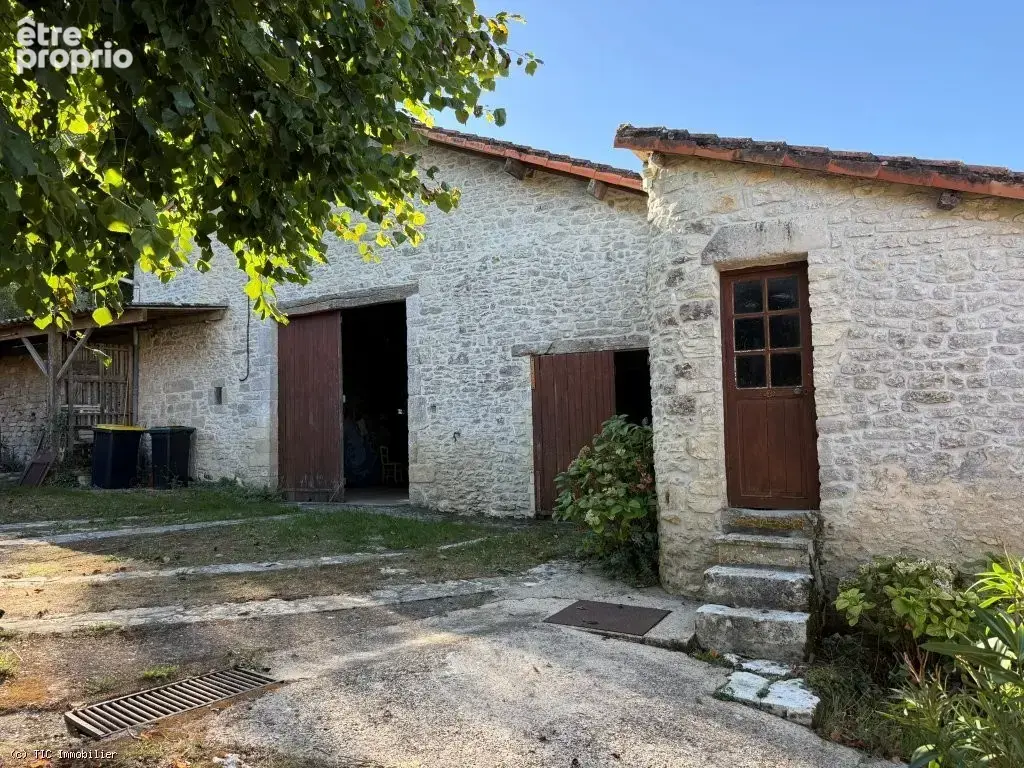 Maison Spacieuse Avec 5 Chambres et Dépendances - photo 24