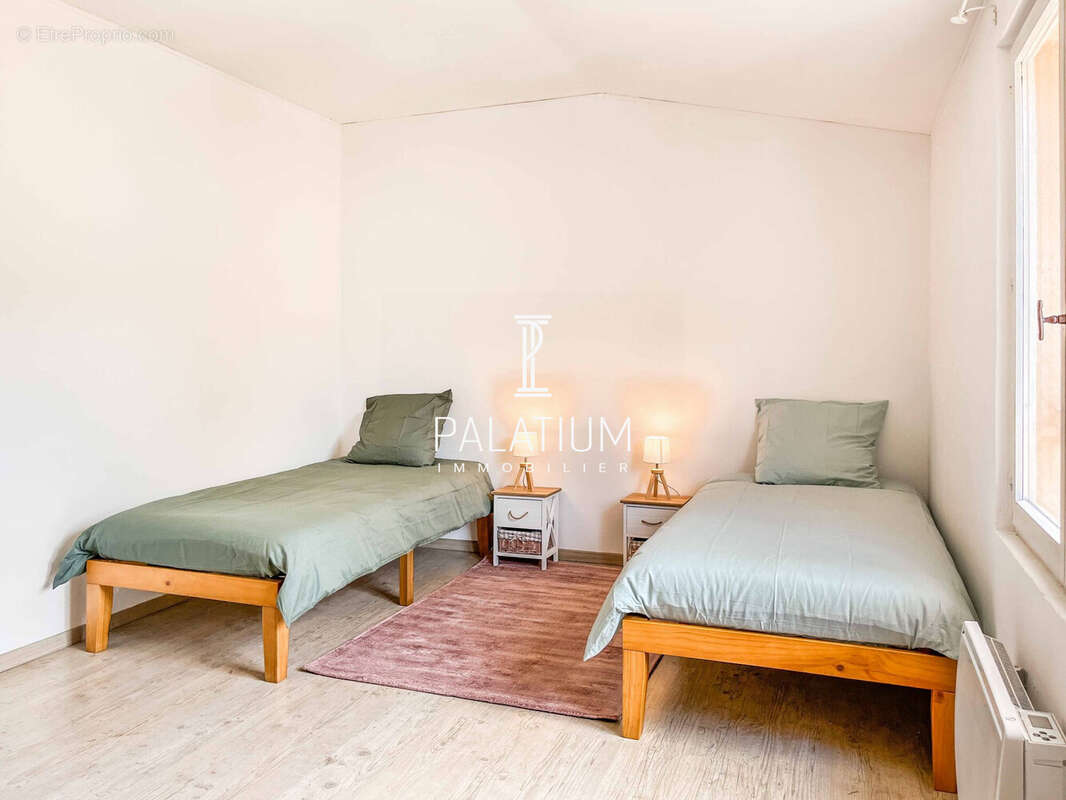 Maison à SAINT-JULIEN