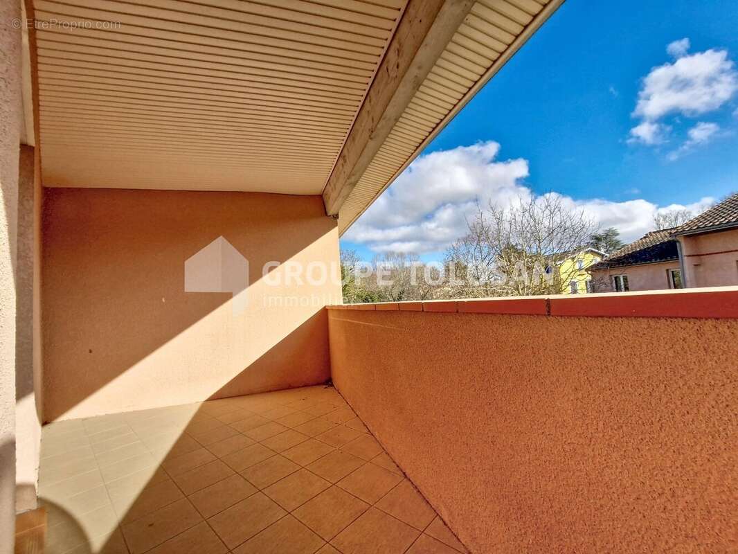 Appartement à BAZIEGE