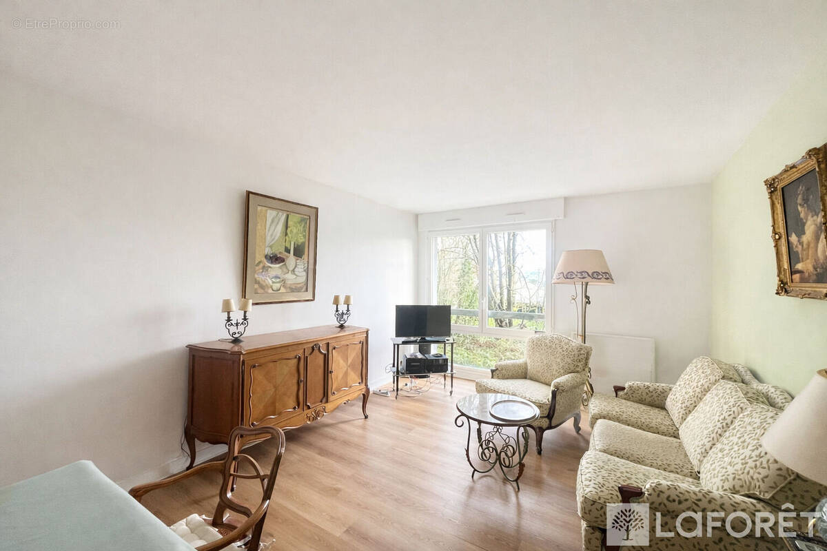 Appartement à SEVRES