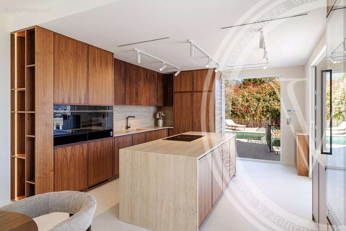 Maison à ROQUEBRUNE-CAP-MARTIN