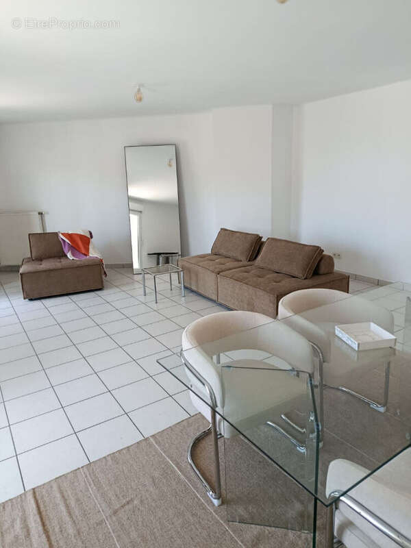 Appartement 100 m² à Annemasse  - photo 5