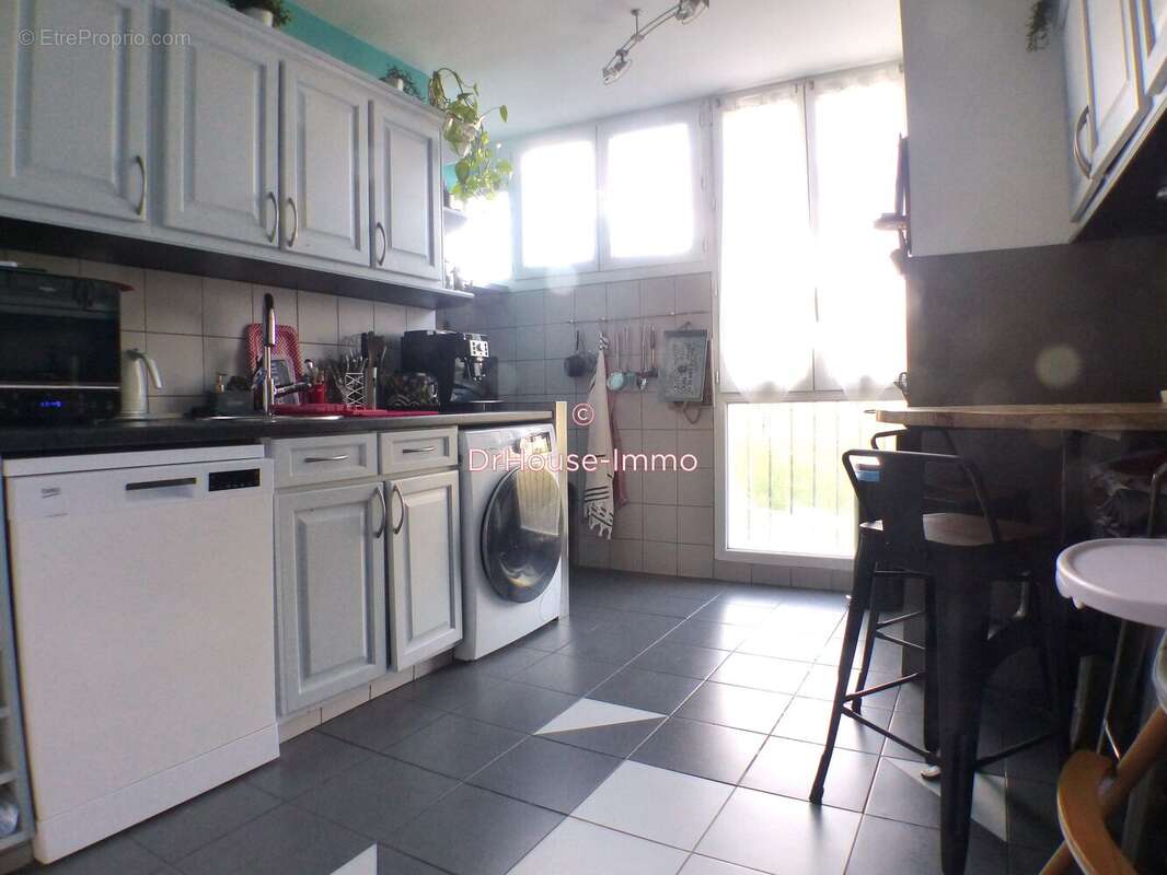 Appartement à MARSEILLE-11E