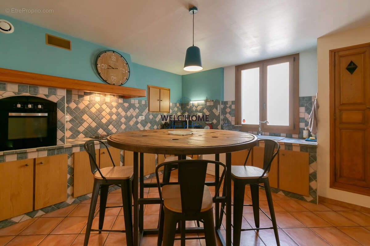 Maison à GINASSERVIS